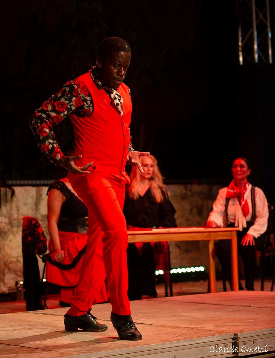 Bailaor de rojo, zapateado